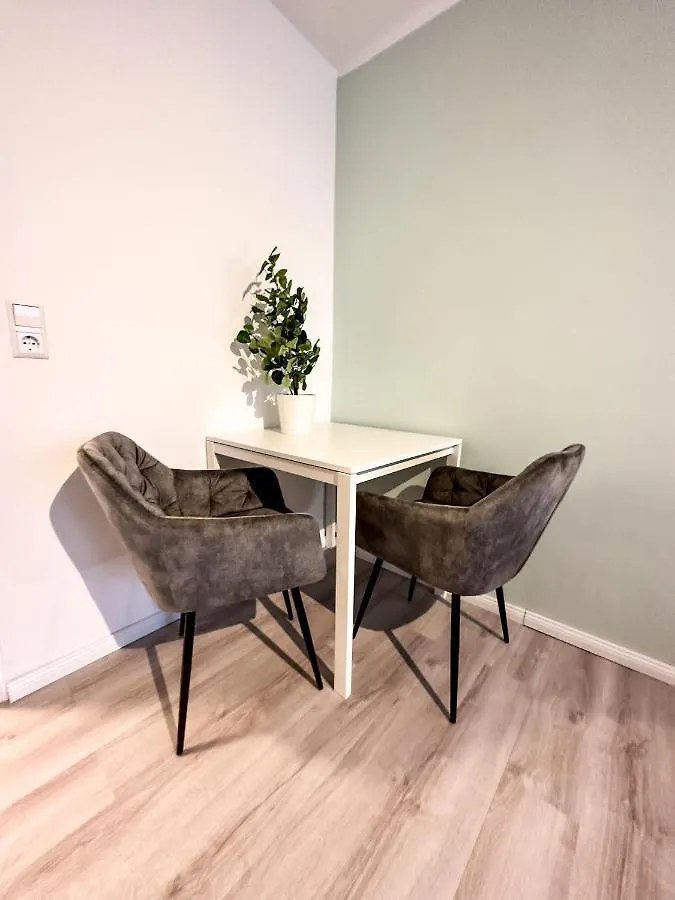 Apartment Fuer 3 Gaeste Mit Kostenlosen Parkplaetzen Und Lift Hannover Germany