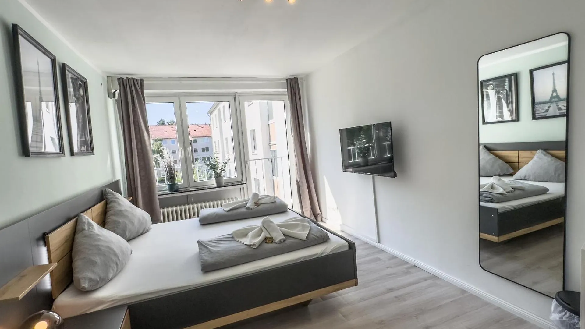 Apartment Fuer 3 Gaeste Mit Kostenlosen Parkplaetzen Und Lift Hannover Germany